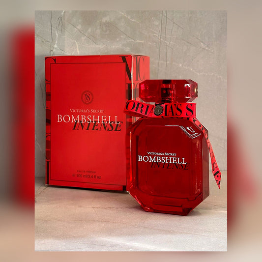 Victoria's Secret Bombshell Intense Eau de Parfum – 100ml - lifestyle product view 1