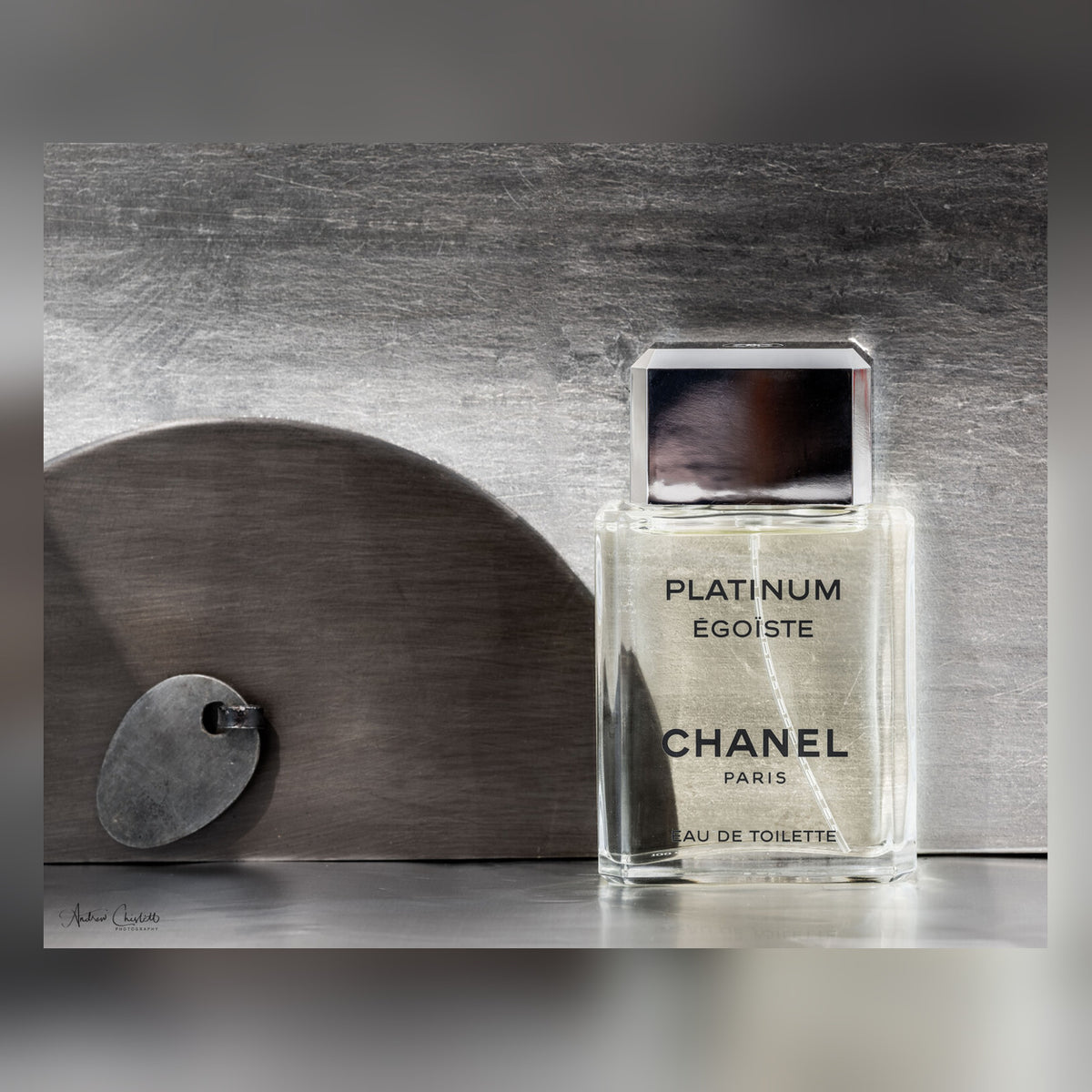 Chanel Platinum Égoïste Eau de Toilette – 100ml - lifestyle product view 1