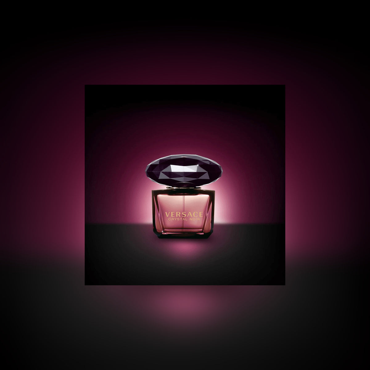 Versace Crystal Noir Eau de Parfum – 90ml - lifestyle product view 3
